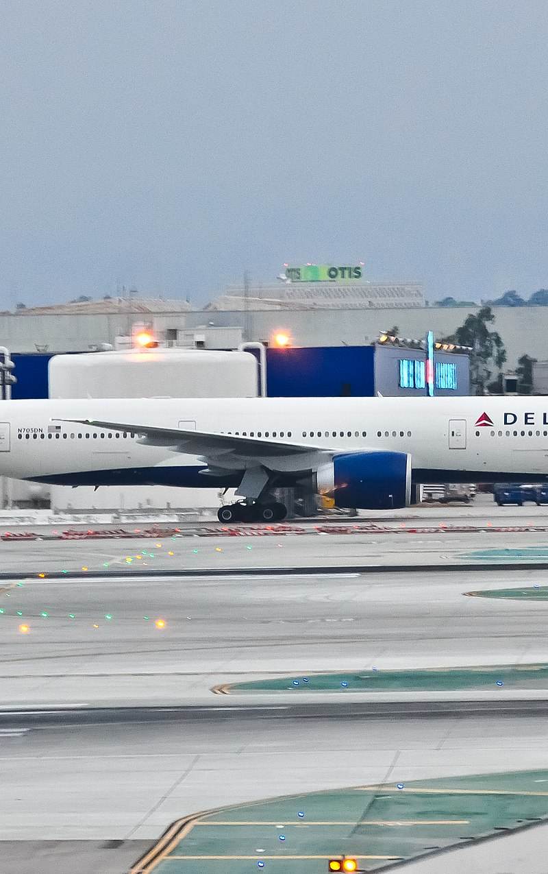N705DN - Twin-engine aircraft