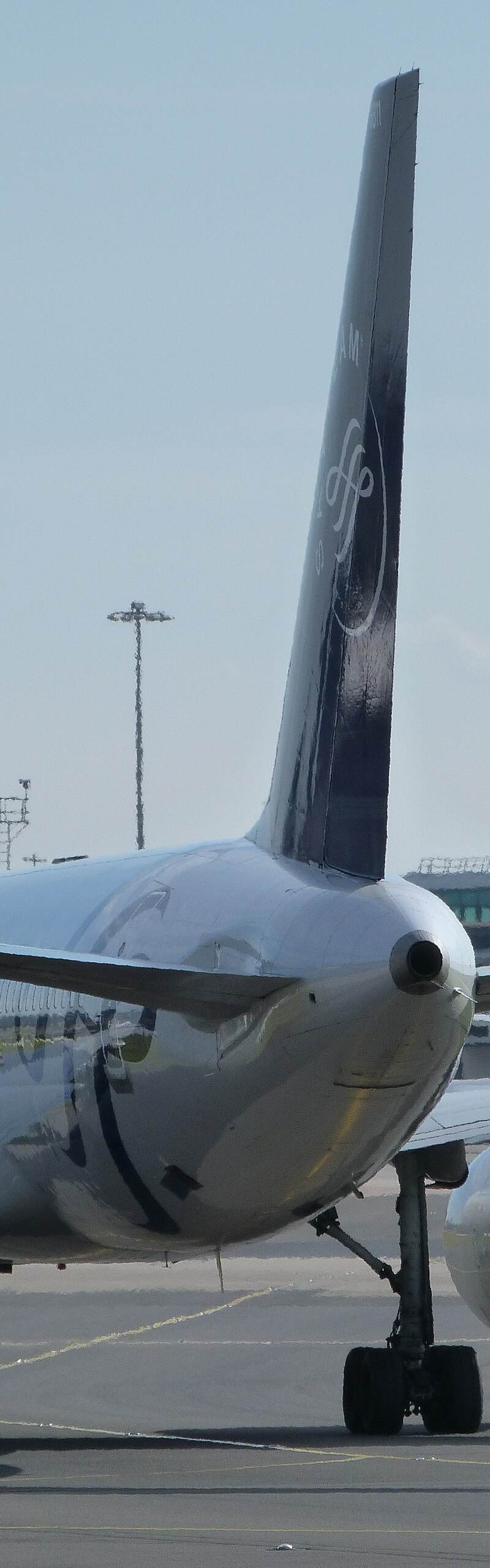 N705TW - Twin-engine aircraft