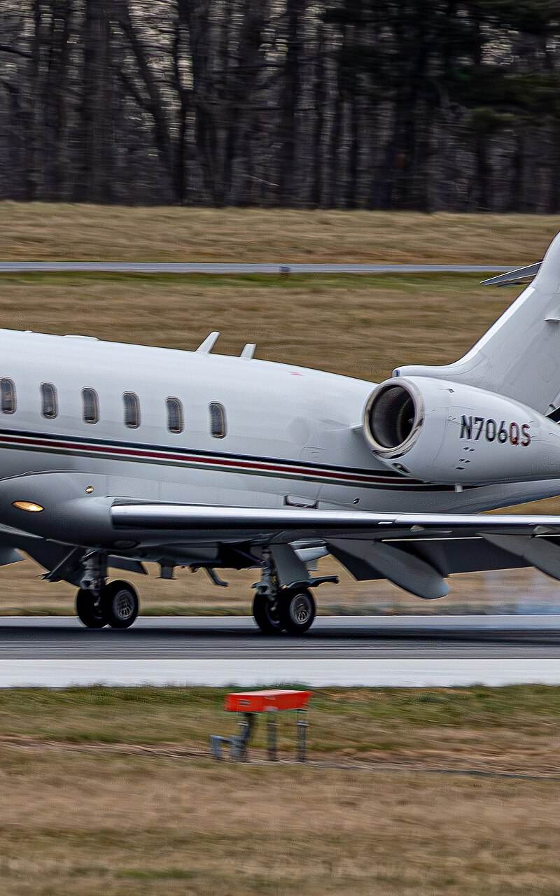 N706QS - Bombardier