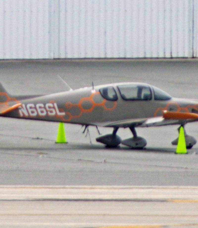 N66SL - Single-engine aircraft