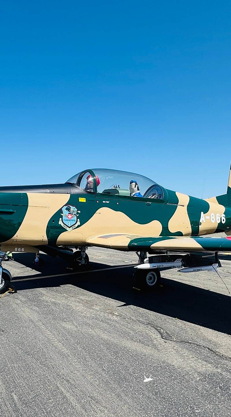 N707MF - Pilatus
