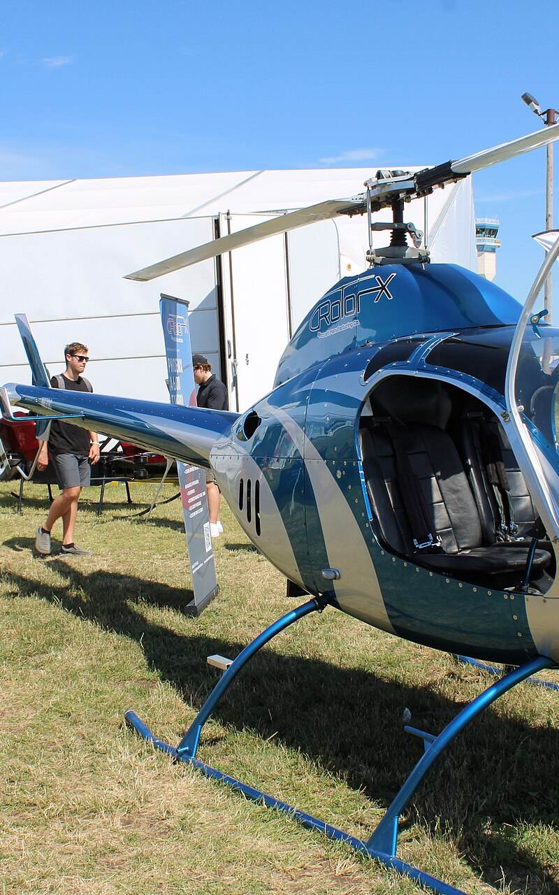 N67DC - Helicopter