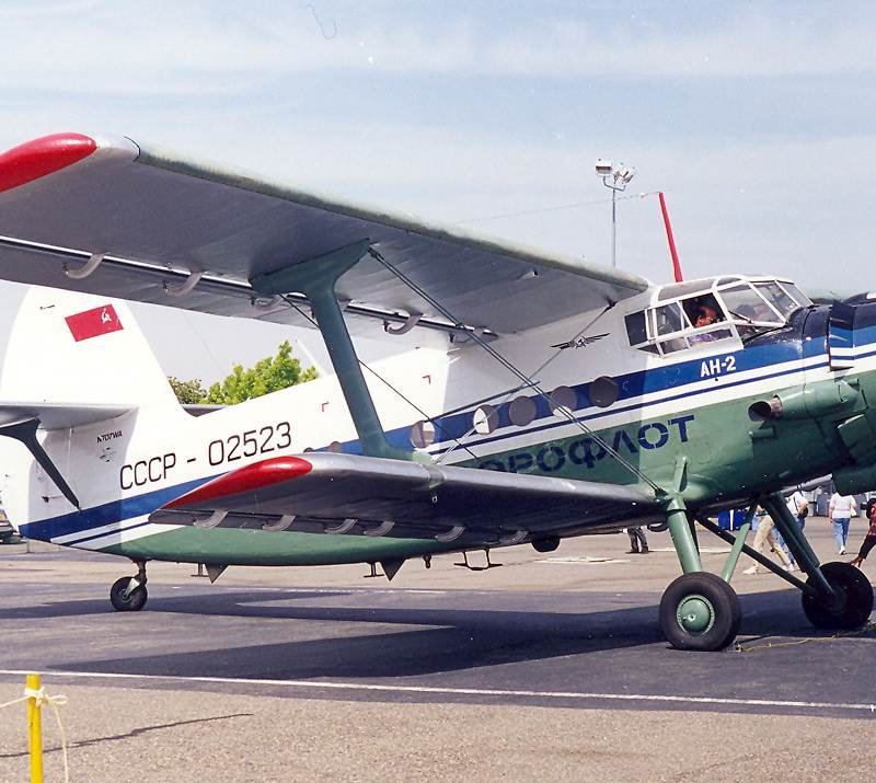 N707WA - Antonov