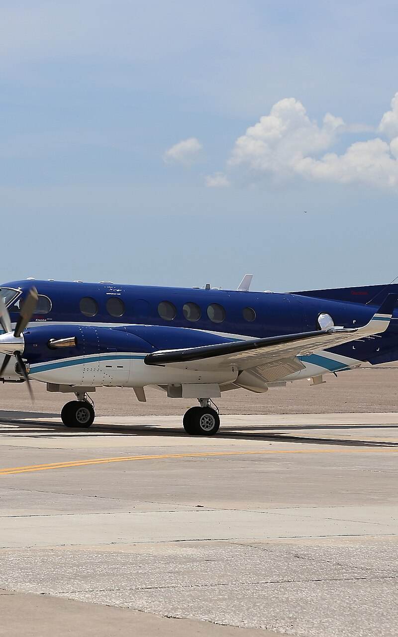 N68RF - Beechcraft