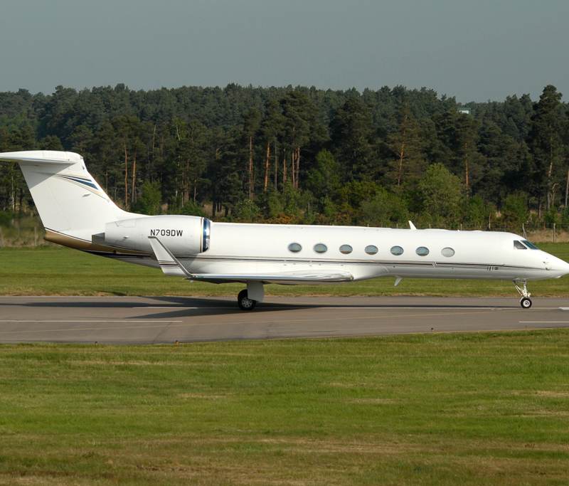 N709DW - Business jet