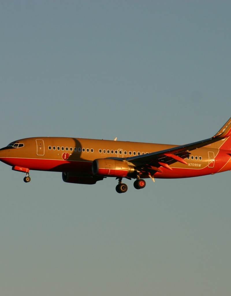 N709SW - Boeing