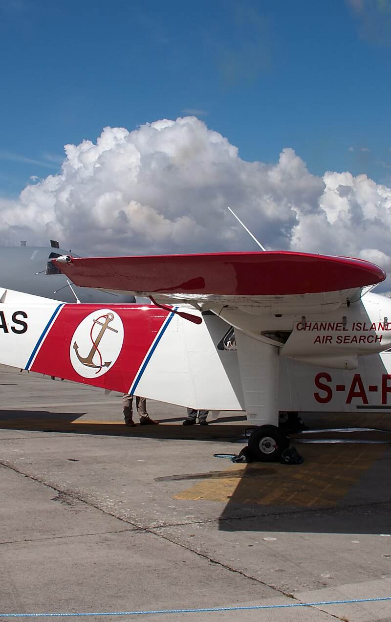 N70AS - Twin-engine aircraft
