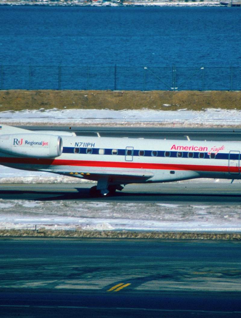 N711PH - Embraer
