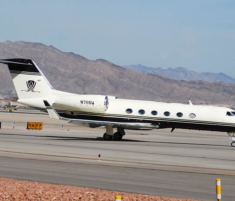 N711SW - Business jet