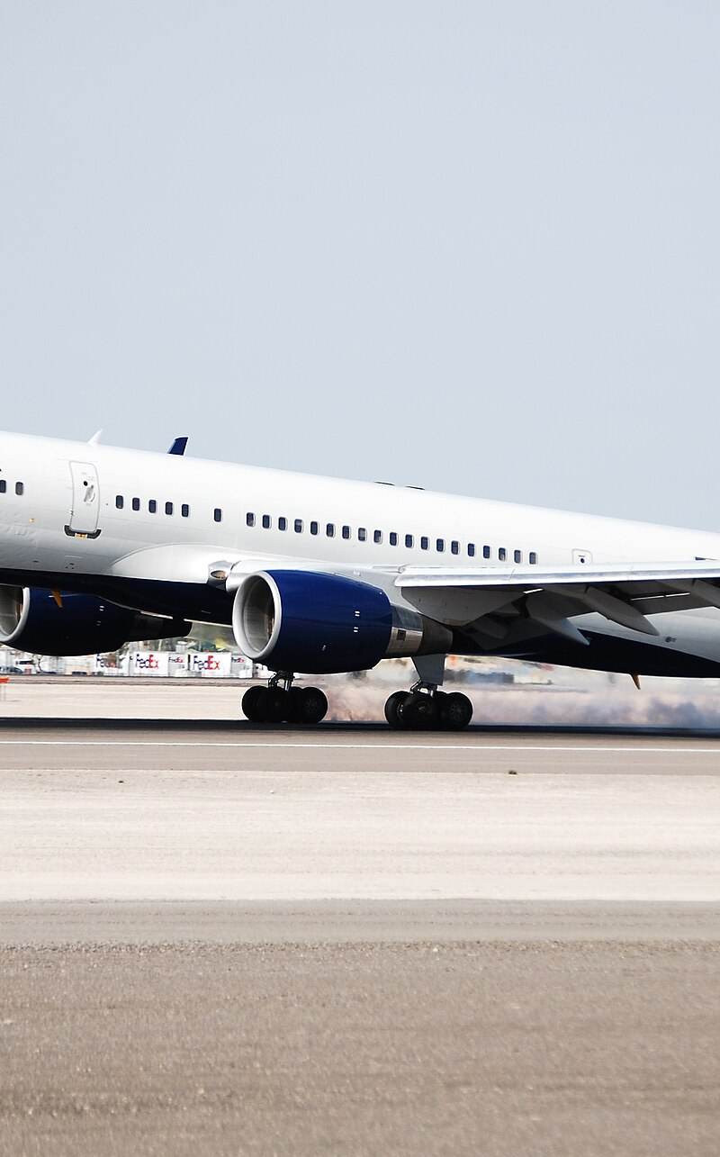 N711ZX - Boeing
