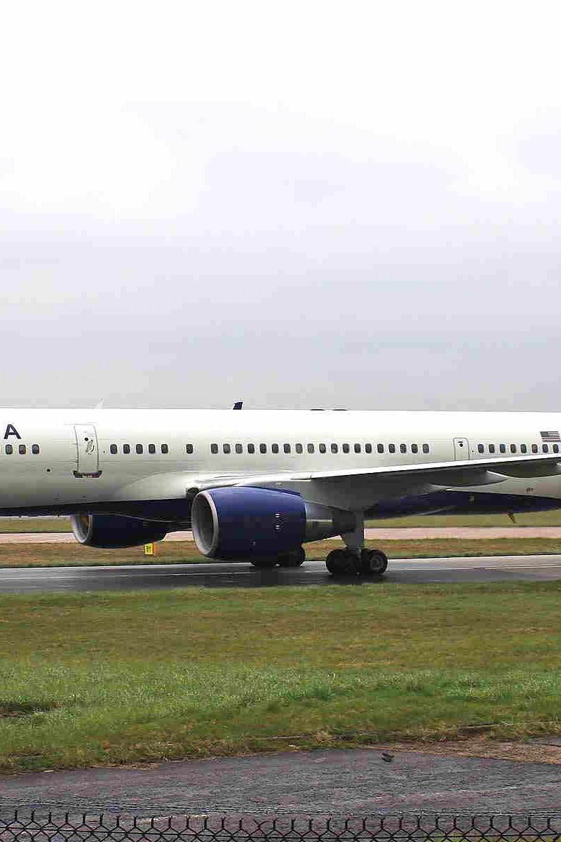 N711ZX - Boeing