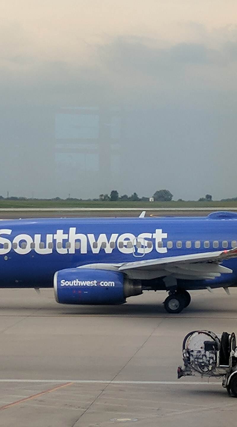 N713SW - Boeing