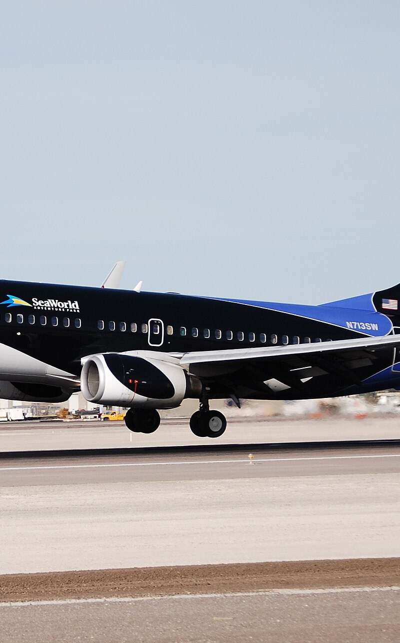 - Twin-engine aircraft