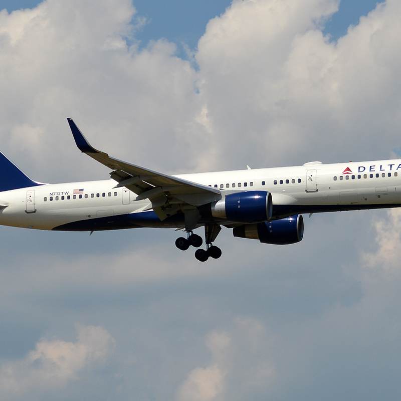 N713TW - Boeing