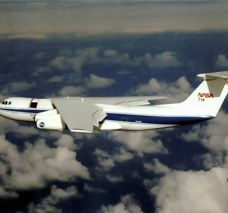  - Twin-engine aircraft