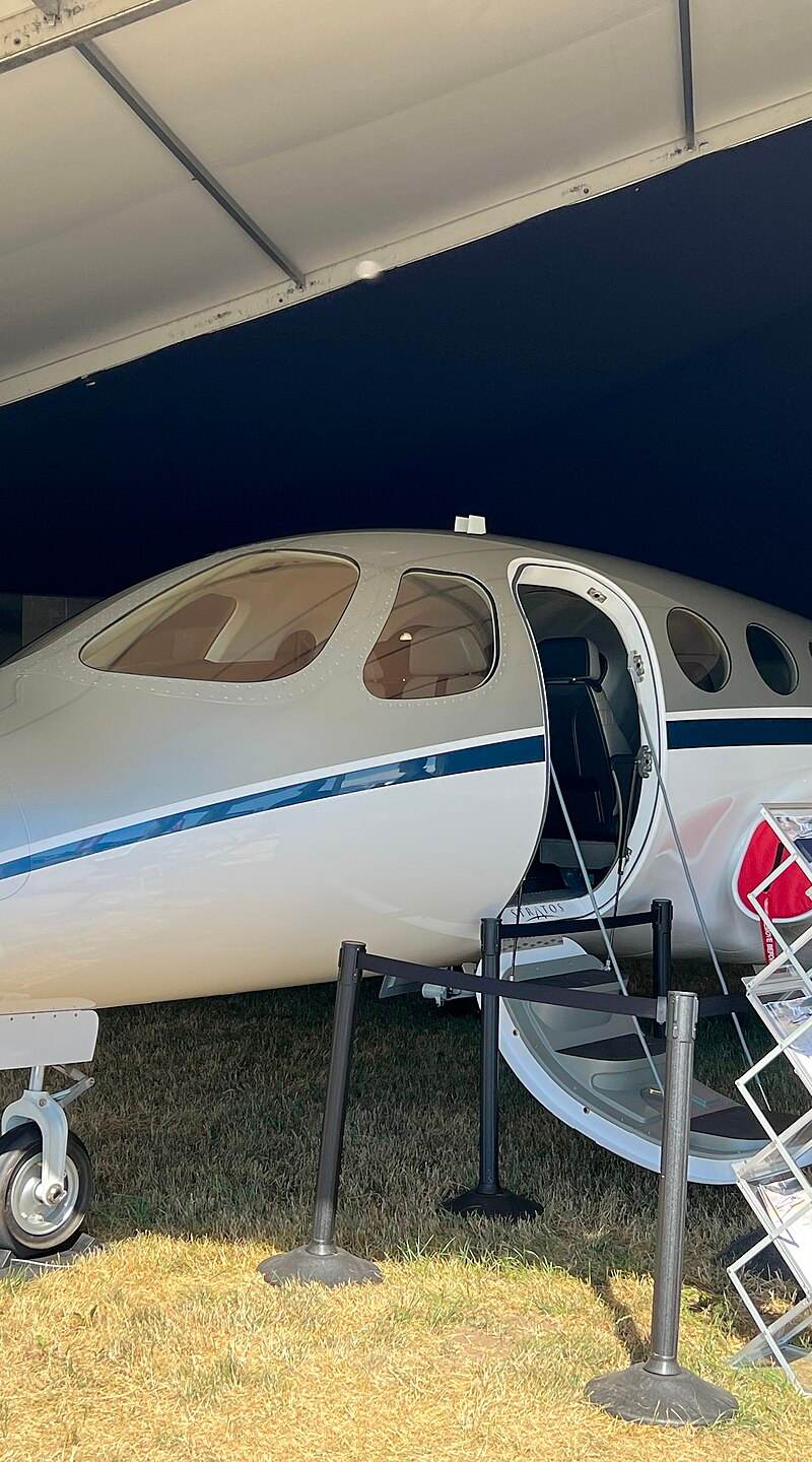 N716X - Business jet