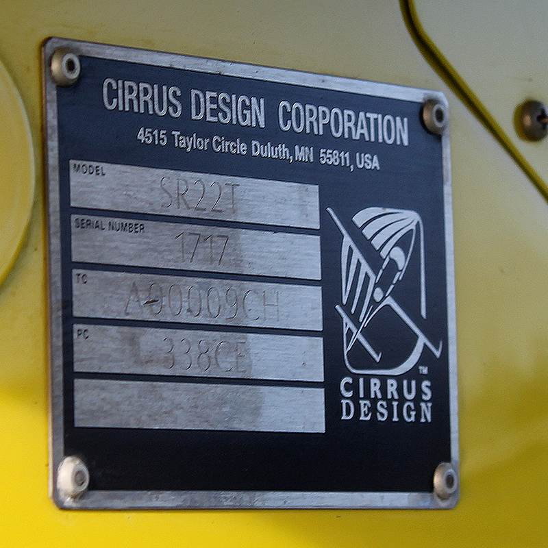 N717HS - Cirrus
