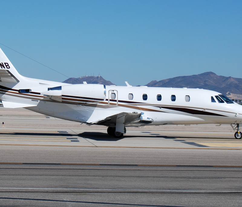 N717NB - Business jet