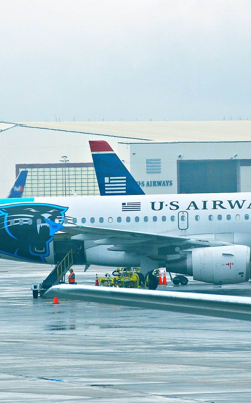 N717UW - Airbus