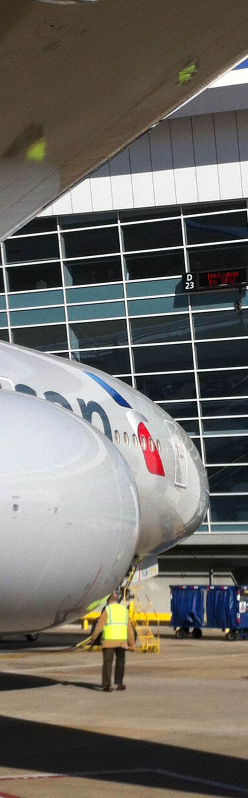 N718AN - Aircraft