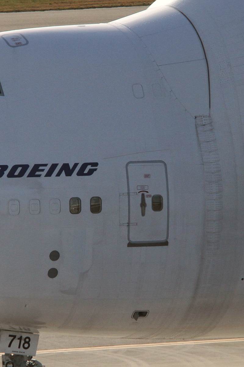 N718BA - Boeing