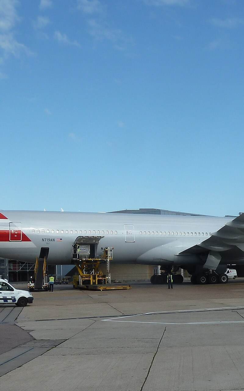 N719AN - Twin-engine aircraft