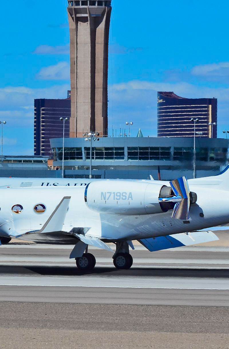 N719SA - Business jet