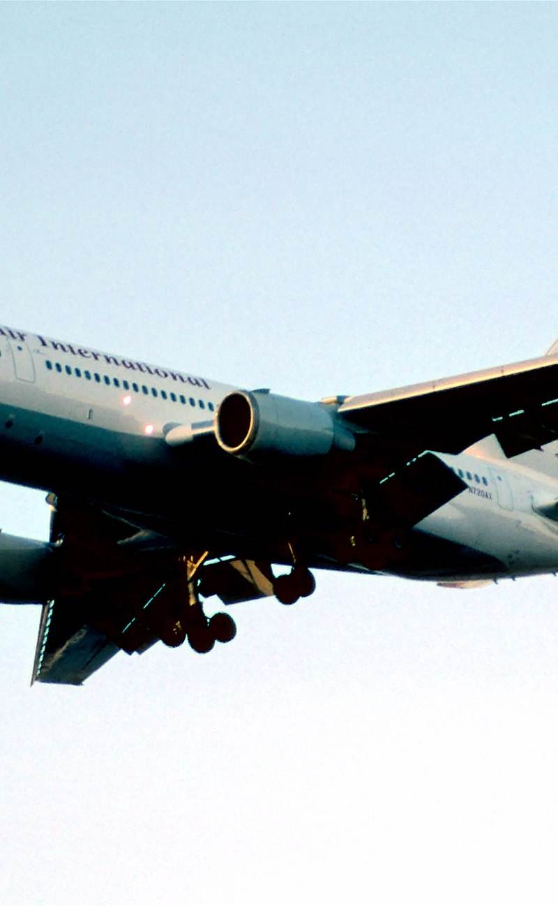 N720AX - Twin-engine aircraft