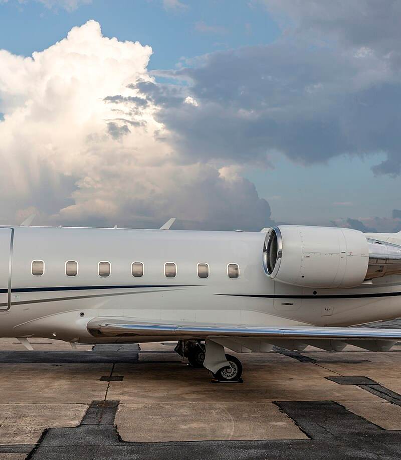 N721G - Business jet