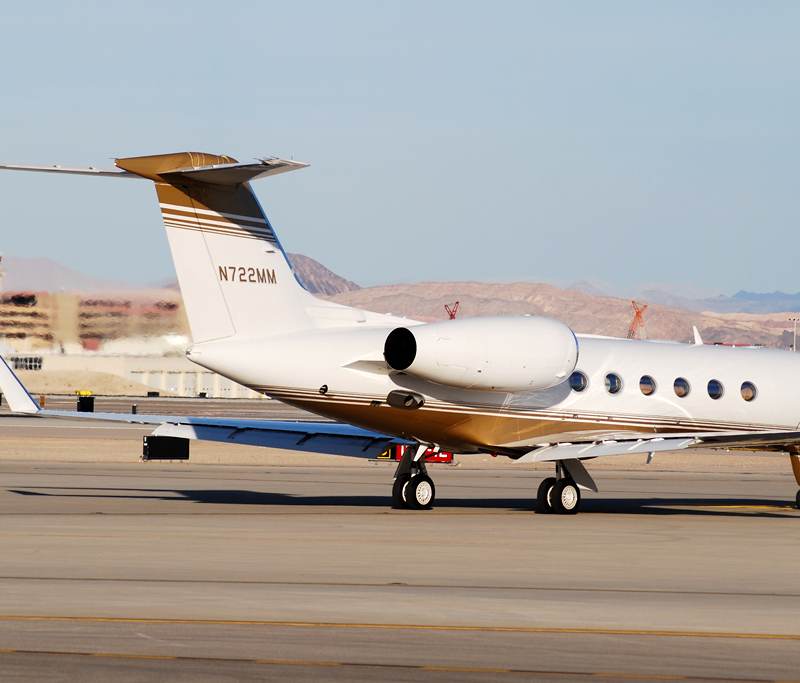 N722MM - Business jet