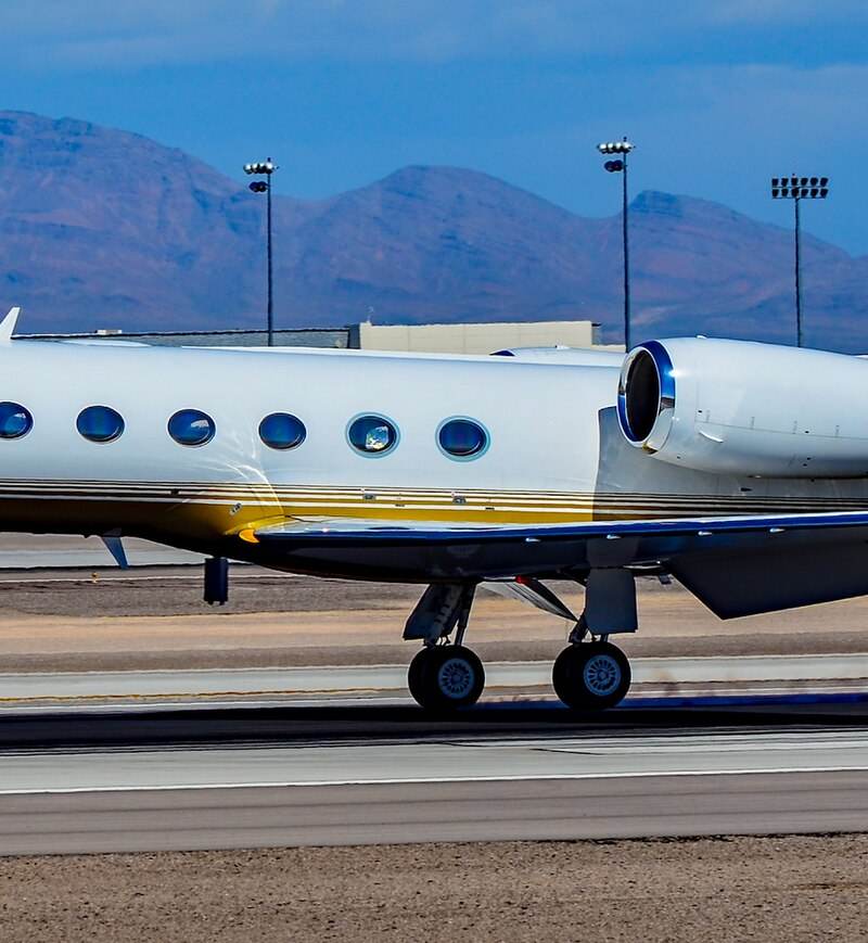 N722MM - Business jet