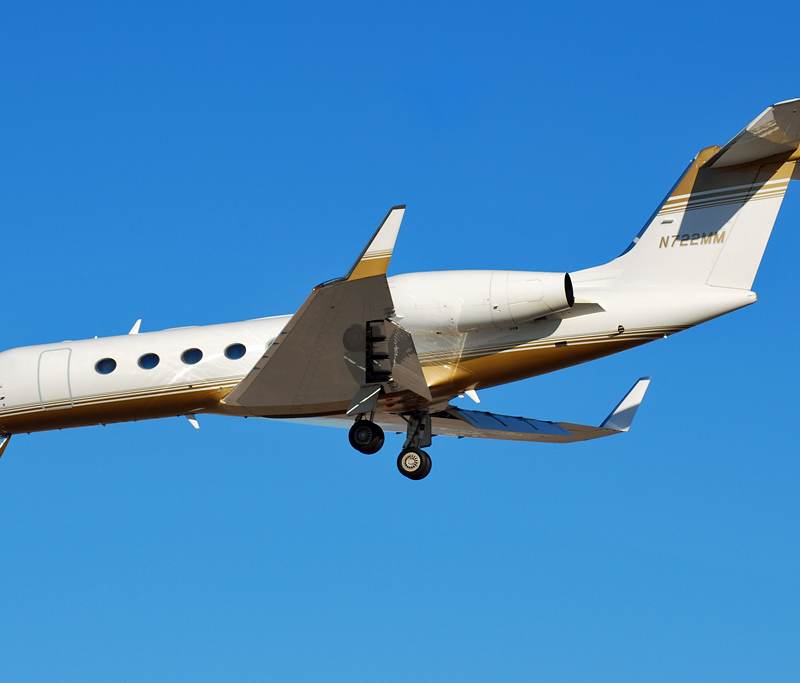 N722MM - Business jet