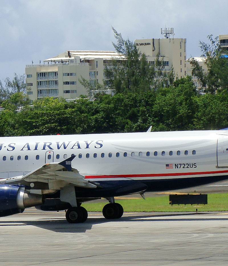 N722US - Twin-engine aircraft