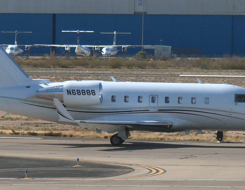 N68888 - Aircraft