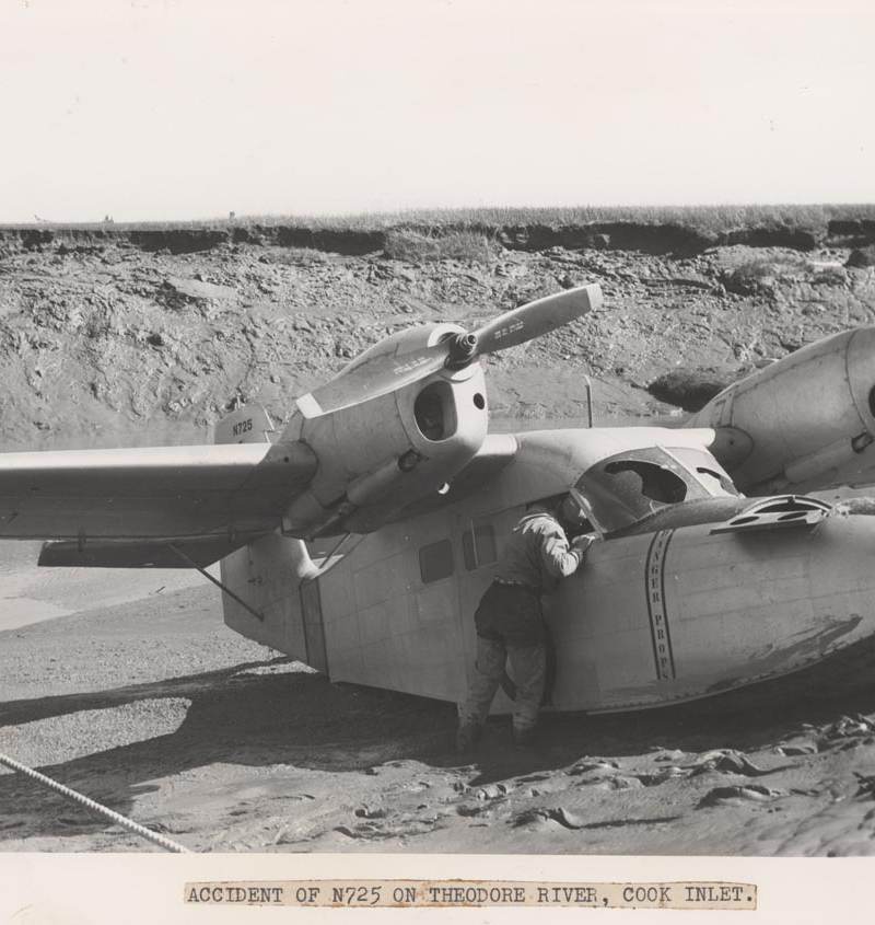 N725 - Twin-engine aircraft