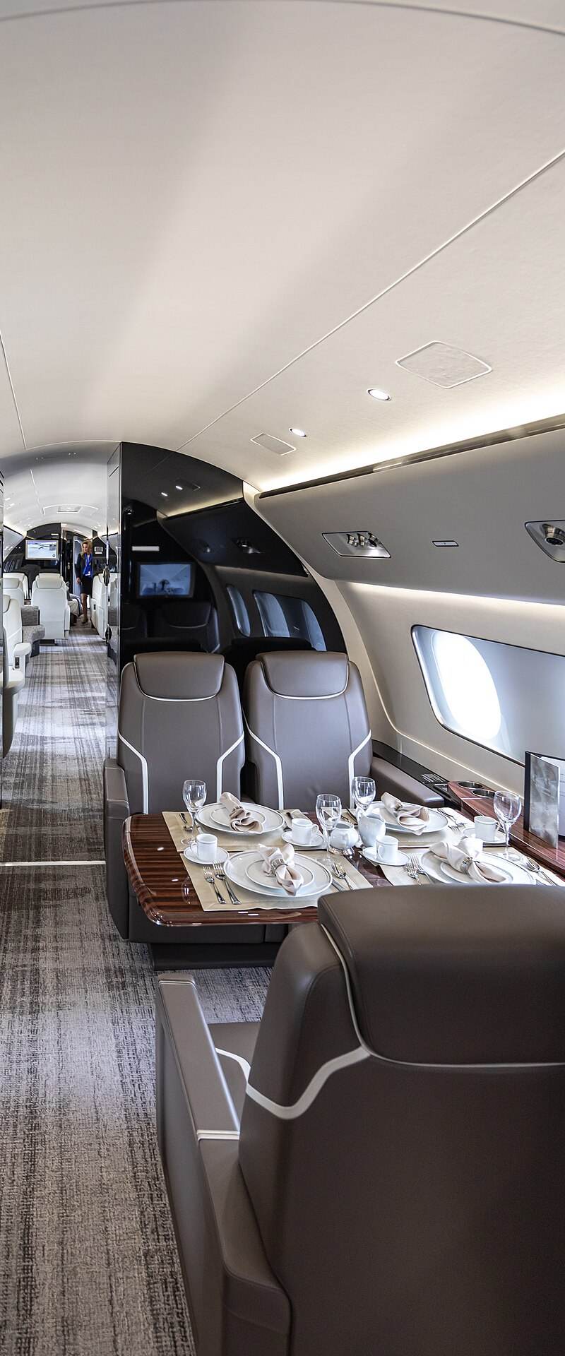 N727EE - Business jet