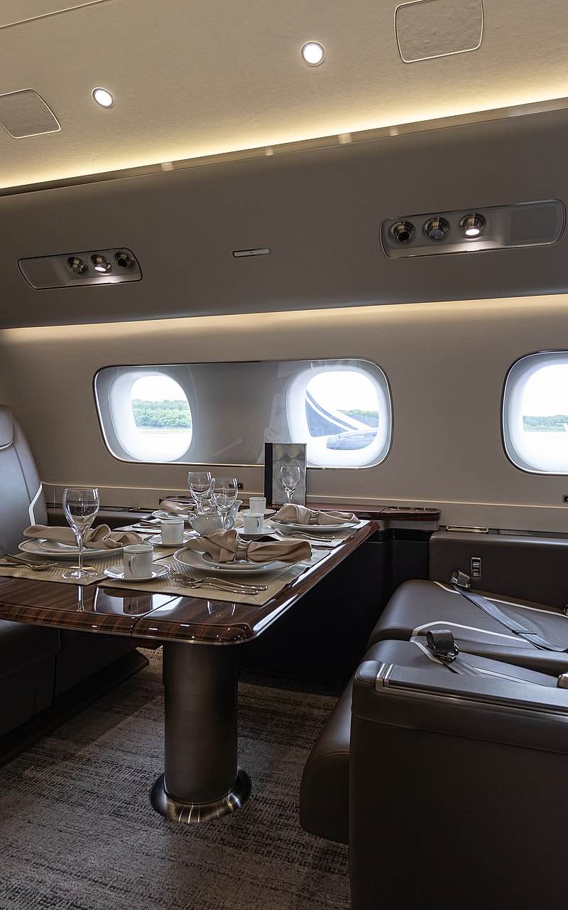 N727EE - Business jet