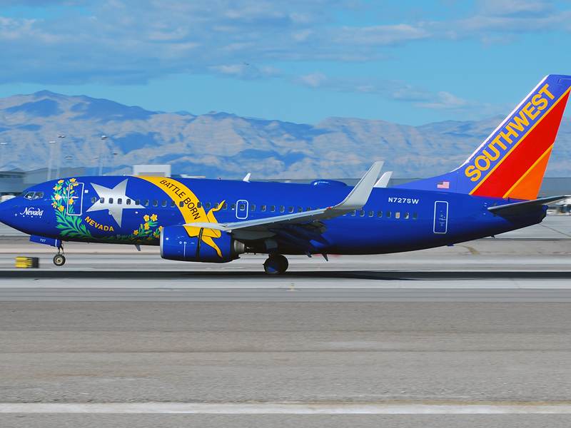 N727SW - Boeing