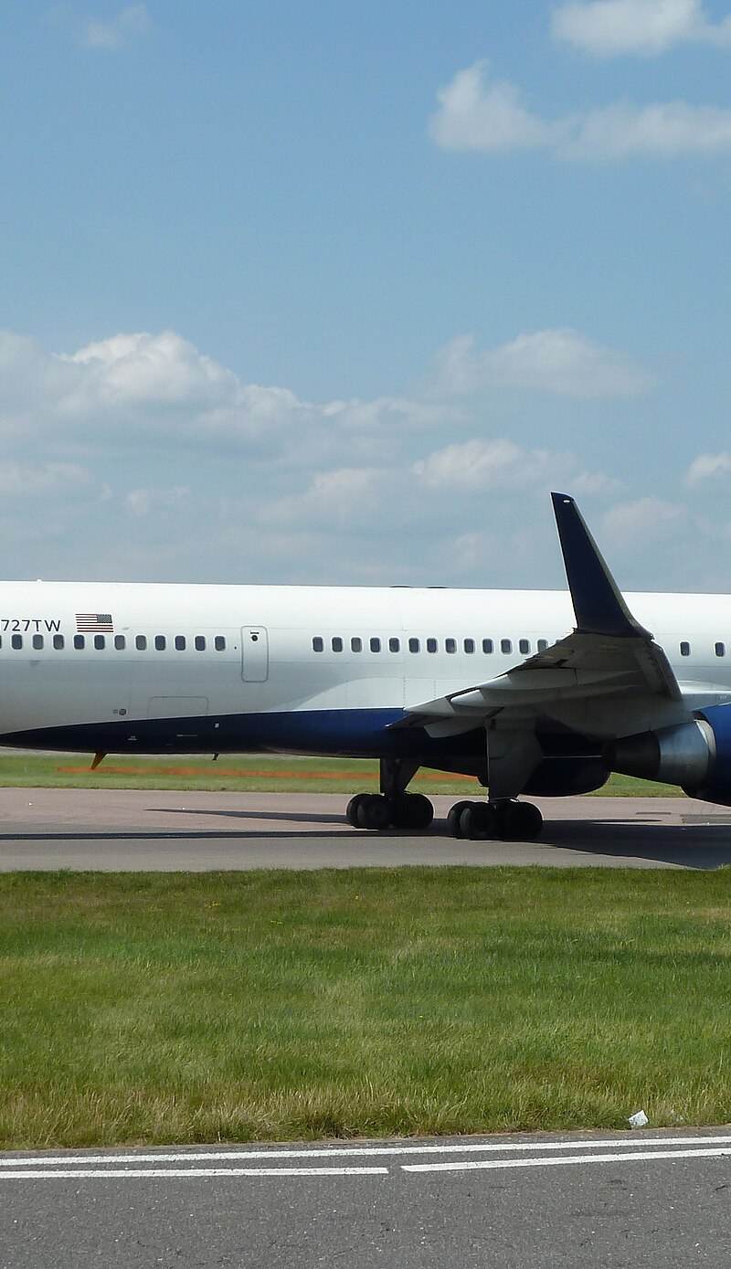 N727TW - Twin-engine aircraft