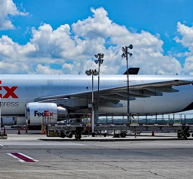N728FD - Twin-engine aircraft