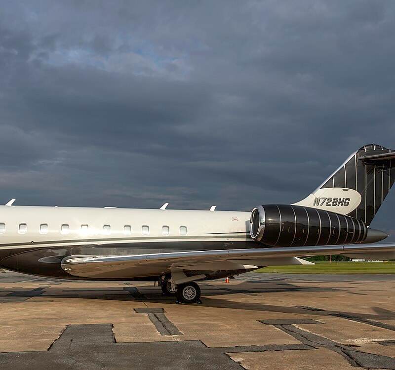 N728HG - Business jet