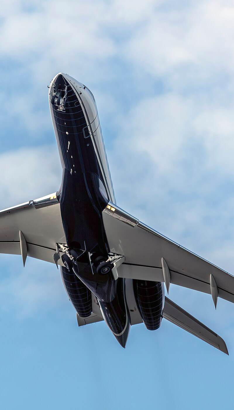 N728HG - Business jet