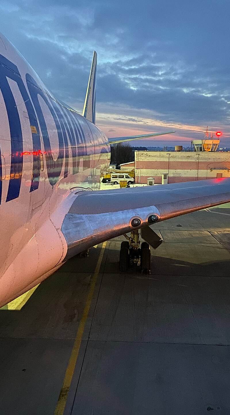 N729CA - Aircraft