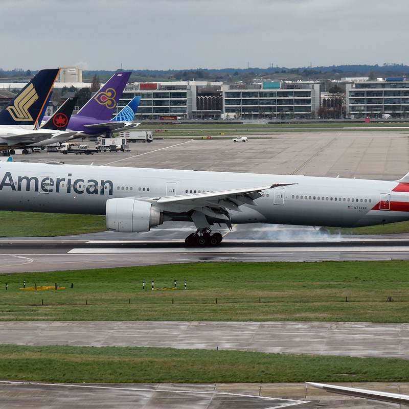 N732AN - Twin-engine aircraft
