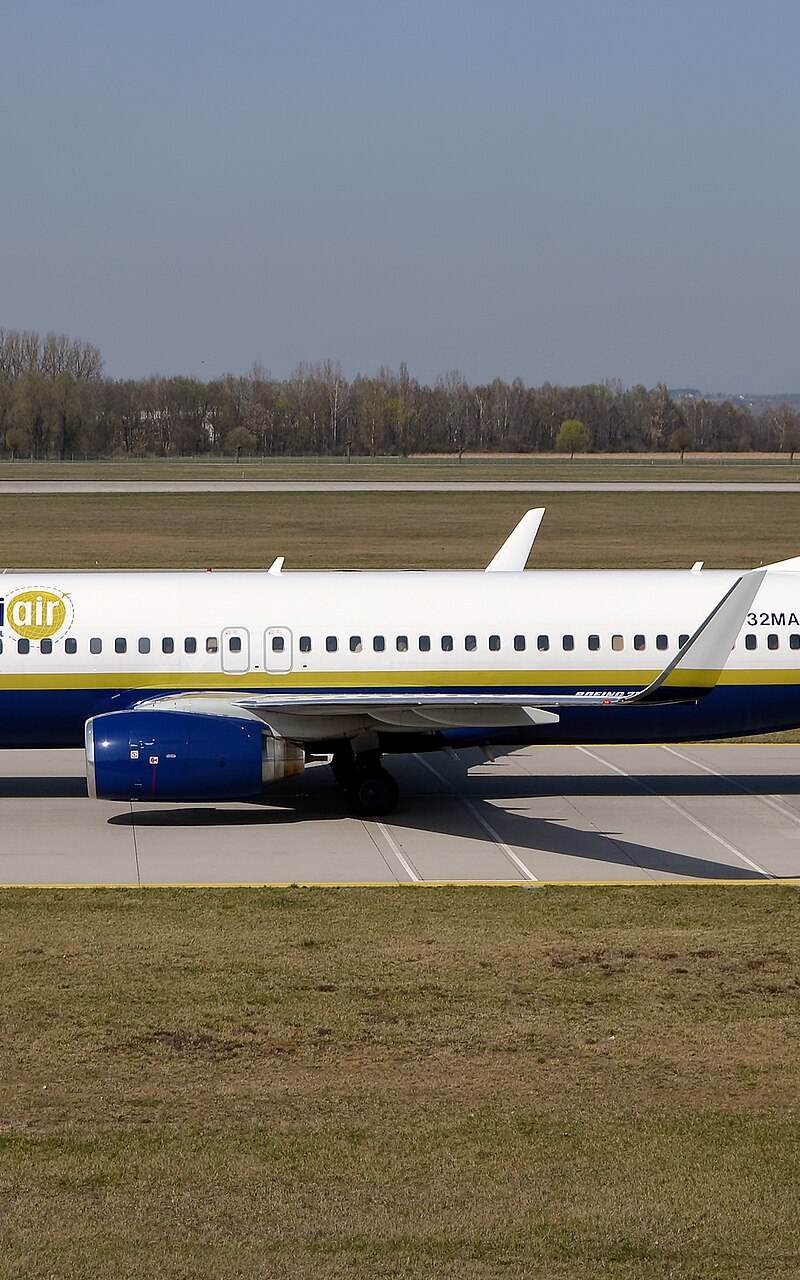 N732MA - Twin-engine aircraft