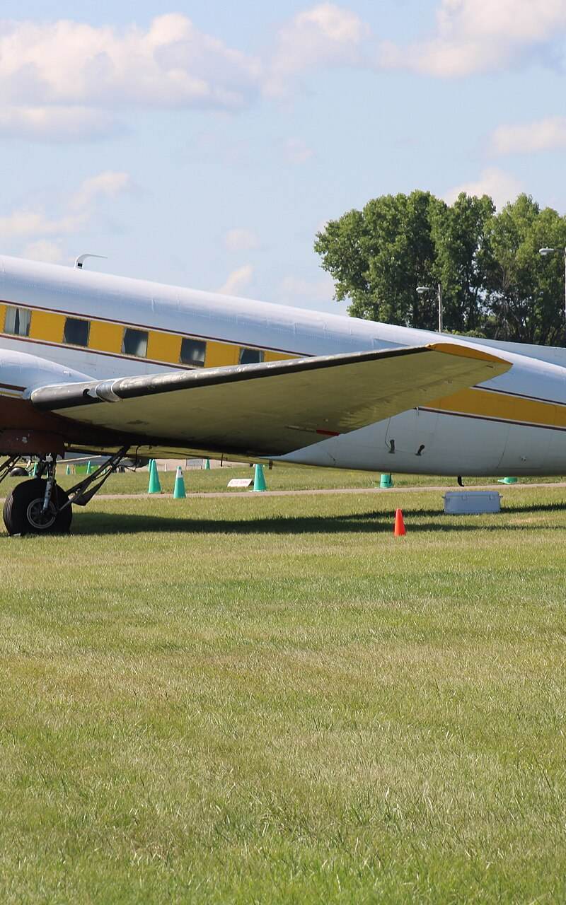 N734H - Douglas