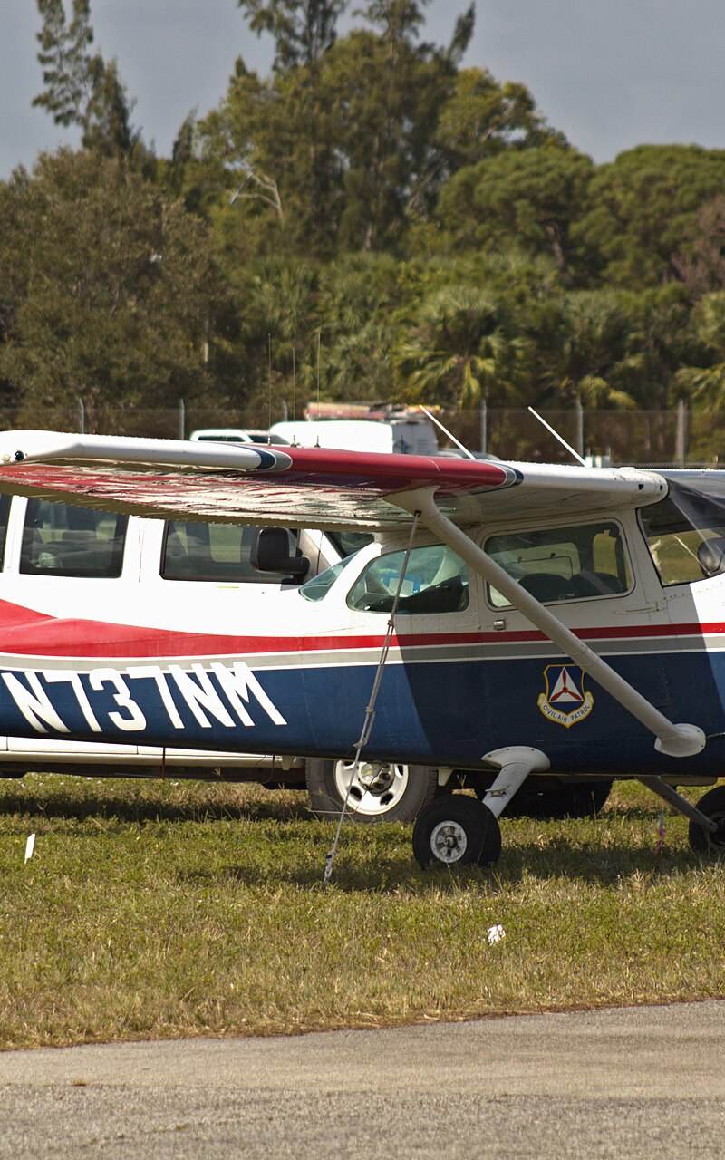N737NM - Cessna
