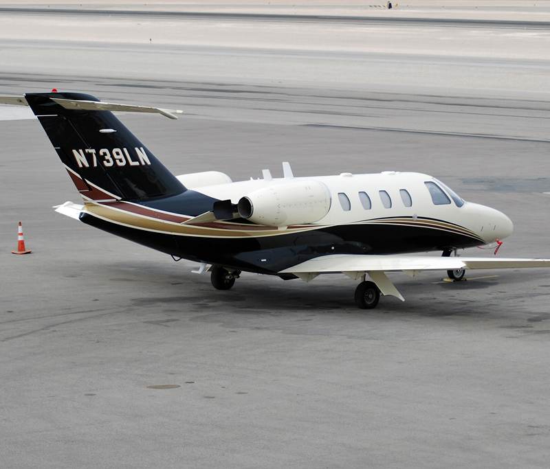 N739LN - Aircraft