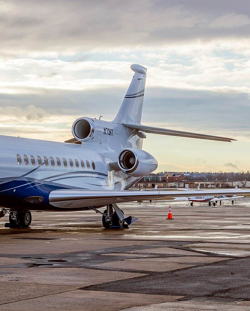 N73KT - Business jet