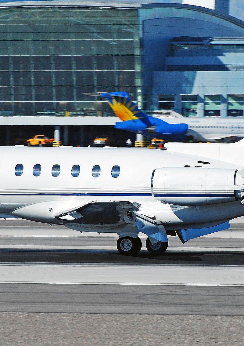 N73UP - Business jet
